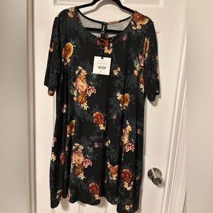 Agnes & Dora Black Floral Swing Tunic